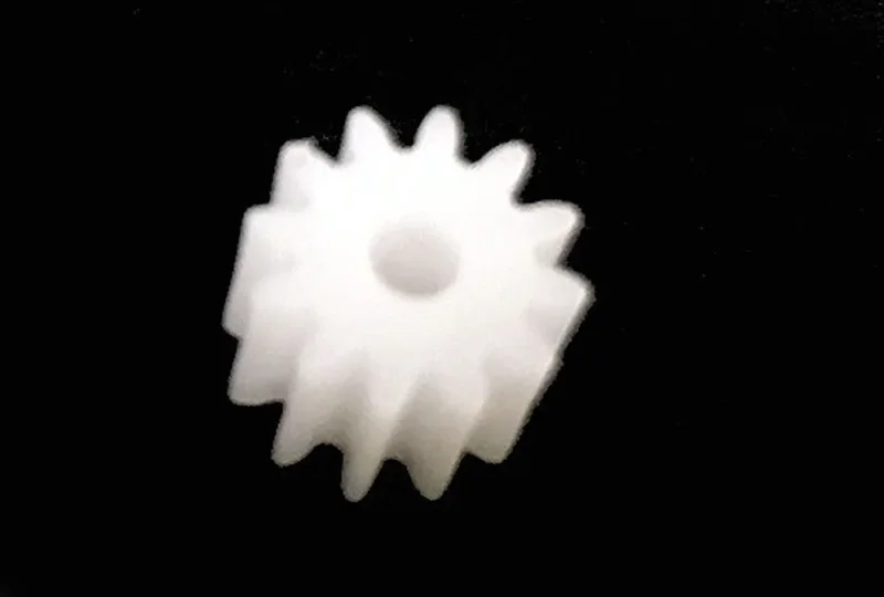 Motorritzel (1), 12 Zähne, 12Z, M50, Kunststoff , zum Aufpressen für Motorwellen Ø2mm