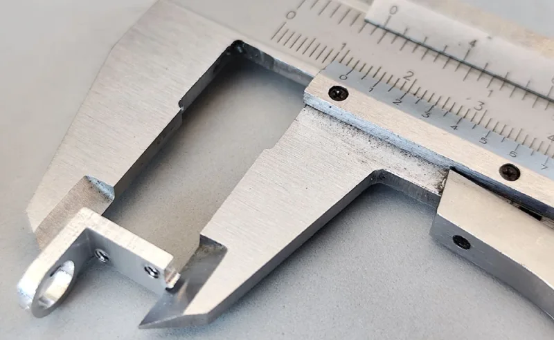 Achsbock/Halter Alu (DMT) H2,5 bis H7.0, gefräst