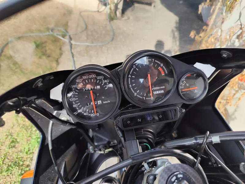 Schlosshalterung-Carbon-Verkleidungstei in 1 mm Carbon für original Schlossposition, Yamaha TRX850