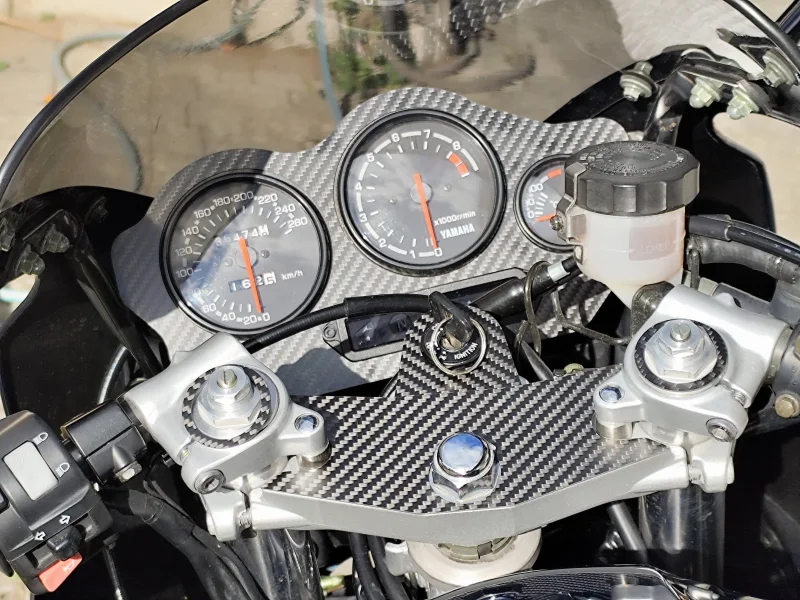 Dämpferholme-Ringe-Carbon-Verkleidungstei in 1 mm Carbon für original Dämpferholme, Yamaha TRX850 - 2 Stück
