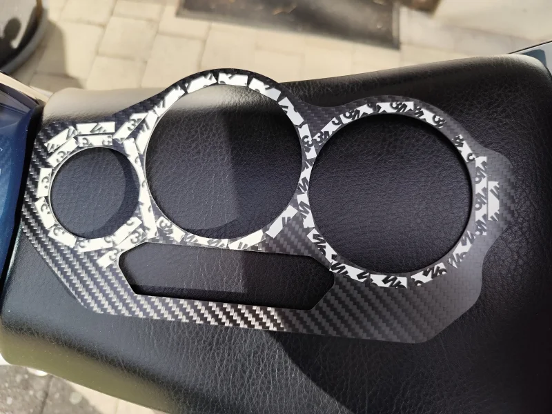 KOMPLETT SET-Carbon-Verkleidungstei in 1 mm Carbon für original Yamaha TRX850 - 5 Teile - Cockpit, Schloss, Dämpferbrücke, Dämpferholme