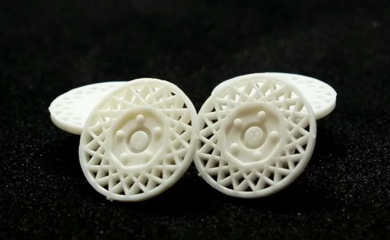 Felgeneinsätze weiss AD 13.5 mm .Slotcars 1:24 BRM GR2 - BMW 2002, Datsun 240Z, Ford Capri + Escort, Opel Kadett, Porsche 911, VW Scirocco, Alfa Romeo - Giulia