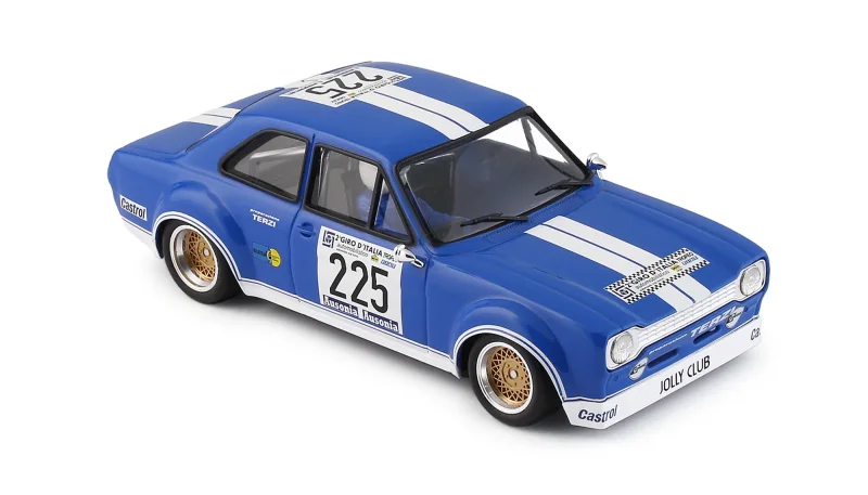 Ford Escort No. 225, Slotcar Maßstab 1:24 analog in Rennversion mit Metall-Chassis