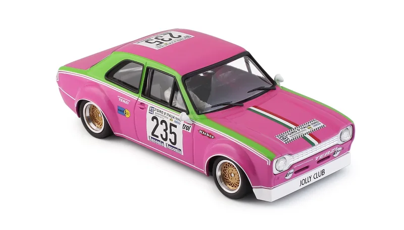 Ford Escort No. 235, Slotcar Maßstab 1:24 analog in Rennversion mit Metall-Chassis