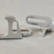 Motorhalter 13 D, tief / Aluminium mit Gegenhalter