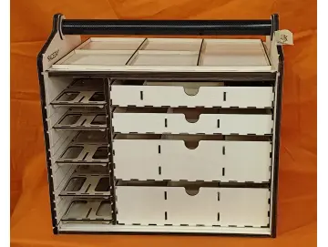 SLOTKOFFER BAUSATZ! (Race Version) für 4 Autos 1/24 und jede Menge Werkzeug und Ersatzteile, relativ leicht da aus Pappelsperrholz gelasert, passgenau und nach verkleben stabil.